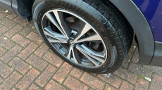 Nissan Qashqai 1.3 DiG-T N-Connecta 5dr Petrol Hatchback